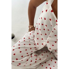 Müslin Kalp Desenli Beyaz Pijama Takımı