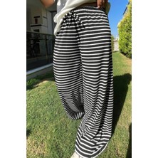 Siyah Çizgili Tek Pantolon