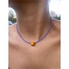 Sarı Boncuk Detaylı Mavi Kolye