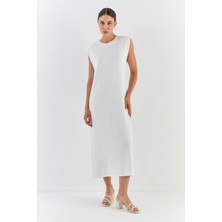 Basic Vatkalı Elbise Beyaz