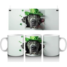St. Patrick Şapkalı Gri Büyük Irk Köpek – Baskılı Kahve Kupası