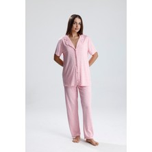Kompedan Pembe Paris Kadın Yazı Detaylı Kısa Kollu Pijama Takım Desenli Rahat Kalıp Özellikli