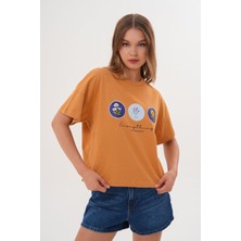 Taba Kadın Oversize Çiçek Everything Is Possible Baskılı Tişört