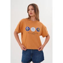 Taba Kadın Oversize Çiçek Everything Is Possible Baskılı Tişört