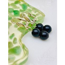 El Yapımı Oniks Doğal Taşlı Sallantılı Unisex Siyah Küpe – 8mm Siyah Taşlı, Gümüş Renk, Mandallı Klipsli