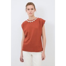 adL Incili Detaylı Tişort