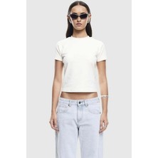 Kadınlar Için Bisou T-Shirt - Konforlu ve Şık Ivory Renk