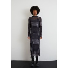 Kadın Batik Desen Uzun Ince Şifon Tül Elbise Siyah