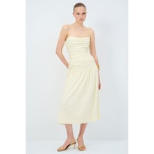 adL Büzgülü Elbise