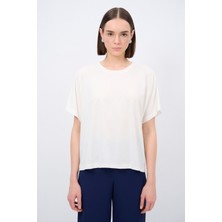 Love My Body Dantel Detaylı Tişört