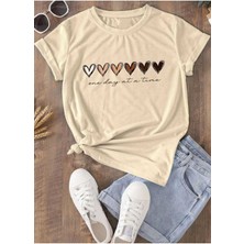 Malkoçbey 6 Kalp Baskılı T-Shirt