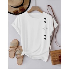 Trend Sizde Kalp Işıltısı Özel Tasarım Ön Baskılı Tasarım Tshirt