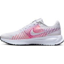 Nike Run Defy Kadın Koşu Ayakkabısı HM9593-102