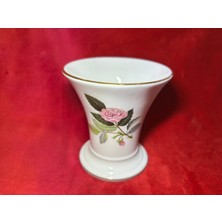 Wedgwood - Hathaway Rose 9 cm Boyunda 8 cm Çapında Porselen Minik Vazo - Kase