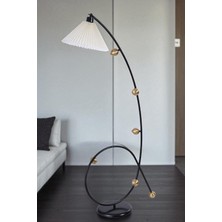 Yekta Siyah Lambader Pileli Krem Abajurlu