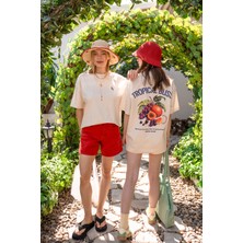 Tropical Bliss Grafikli T-Shirt