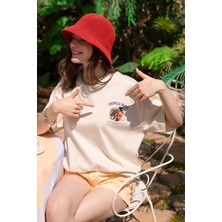 Tropical Bliss Grafikli T-Shirt