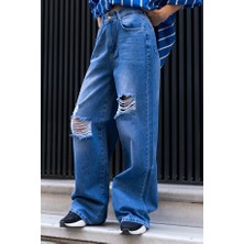 Kadın Yırtık Detaylı Bol Paça Jean Pantolon – Vintage Yüksek Bel Denim
