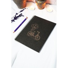 A5 Bisiklet Temalı Siyah Kraft Kapaklı Defter - Çizgisiz Defter - 60 Yaprak (120 Sayfa) 15X21 cm