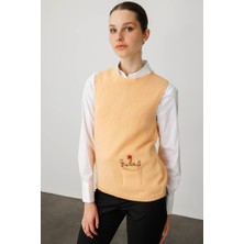 Kadın Sıfır Yaka Cep Üstü Nakış Işlemeli Süveter Somon