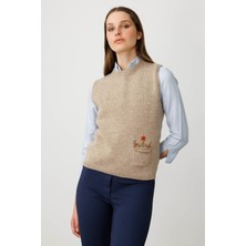 Kadın Sıfır Yaka Cep Üstü Çiçek Nakışlı Yün Süveter Vizon