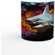 Karanlık Kayalıklar ve Ateş Renkli Mercanlar Arasında Köpekbalığı Su Altı Temalı Kupa Bardak