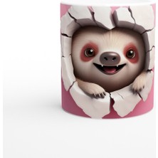 Kalpli Çatlaktan Bakan Tembel Hayvan Temalı Baskılı Kupa Bardak