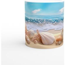 Kumsalda Mercan ve Kabuklar Kupa Bardak