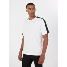 Armani Exchange Bisiklet Yaka Kırık Beyaz Erkek T-Shirt XM000322 AF10361 U0009 T-Shırt