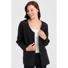 Desen Triko Kadın Sıfır Yaka Omzu ve Cebi Keçe Işlemeli Yün Ceket Siyah