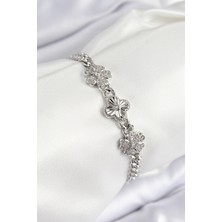 Pirinç Zirkon Taşlı Yonca Model Gümüş Renk Kadın Bileklik