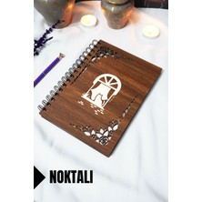 Kedi Pencere Ahşap Kapaklı Defter - Noktalı Defter - 60 Yaprak (120 Sayfa) - A5 15X21 cm