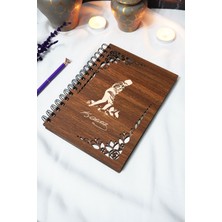 Mustafa Kemal Atatürk Ahşap Kapaklı Defter - Çizgisiz Defter - 60 Yaprak (120 Sayfa) - A5 15X21 cm