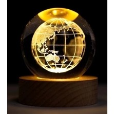 Dekoratif Dünya Tasarımlı Ahşap Altlıklı Işıklı Cam Küre Cam:6cm Ahşap:2cm