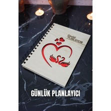A5 Kuğu Aşk Tasarım Ahşap Kapak Günlük Planlayıcı Defter - Tarihsiz Ajanda-Süresiz Planlama Defteri