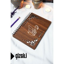 Kuğu Ahşap Kapaklı Defter - Çizgili Defter - 60 Yaprak (120 Sayfa) - A5 15X21 cm