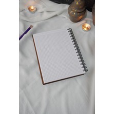 Kelebek Temalı Ahşap Kapaklı Defter - Kareli Defter - Ajanda - Okul Defteri (A5 - 120 Sayfa)