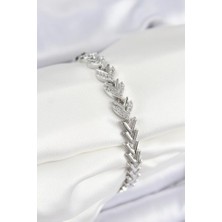 Pirinç Zirkon Taşlı Sıralı Ok Model Gümüş Renk Kadın Bileklik - TJ-BB7526