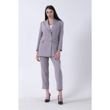 Gri Kadın Dört Düğmeli Kruvaze Blazer Ceket & Pantolon Takım 0106305.06