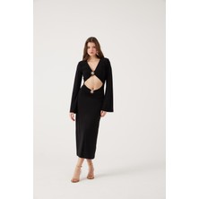 V Yaka Aksesuarlı Uzun Sunlit Elbise Siyah