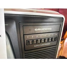 37 Ekran Siyah Beyaz Televizyon - Çalışır Durumda