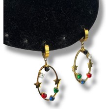 Karışık Renkli Sallantılı Yıldızlı Çelik Küpe