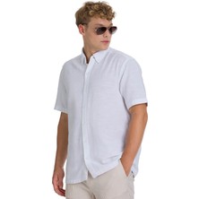 Beyaz Comfort Fit 100% Pamuk Düğmeli Yaka Kısa Kollu Pamuk Gömlek