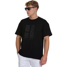 Siyah Regular Fit Bisiklet Yaka Oversize Tişört