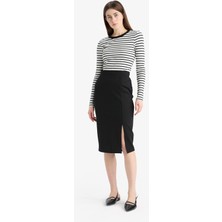 DeFacto Basic Düz Normal Bel Yırtmaçlı Midi Kalem Etek Y6466AZ25SP