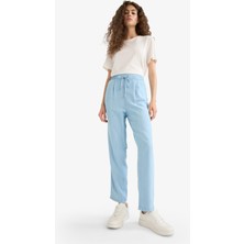 DeFacto Pull On Carrot Fit Yüksek Bel Bilek Boy Akışkan Kumaş Yıkamalı Pantolon D8236AX25SM