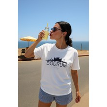 Kadın %100 Pamuk Bodrum Baskılı Kısa Kollu Beyaz T-Shirt