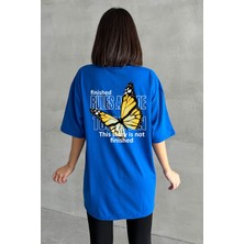 Kadın Büyük Kelebek Baskılı Bisiklet Yaka Oversize T-Shirt
