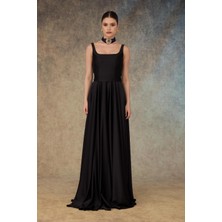 Elbise Uzun Kare Yaka