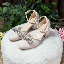 Taş Fiyonklu Bilek Bağlamalı Topuklu Ayakkabı M1118